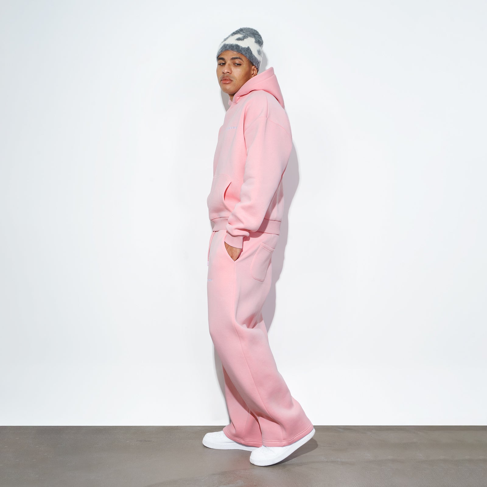 Cozy Tracksuit Bundle "Pink" - Lucid Club