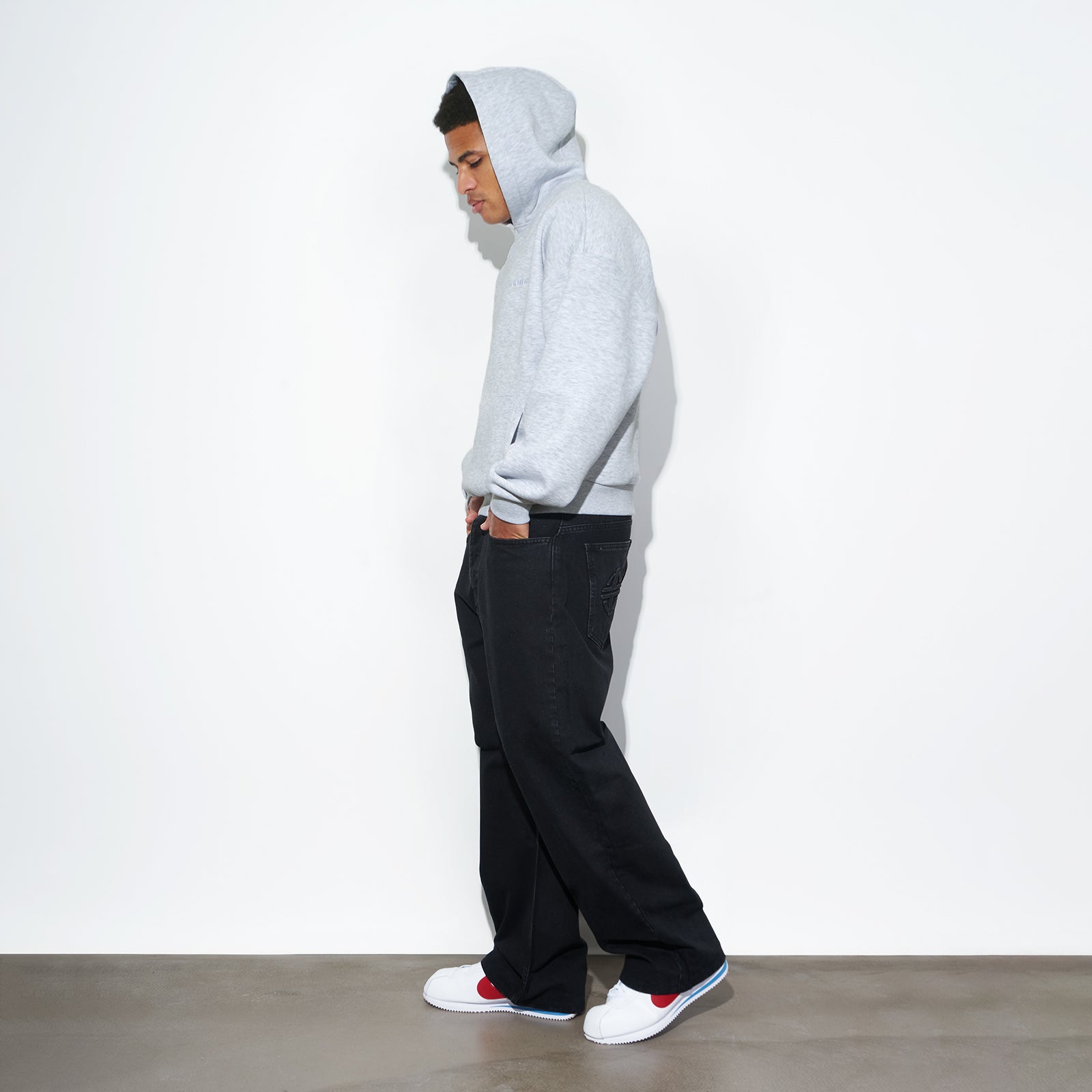 Star Denim "Basic Black" - Lucid Club