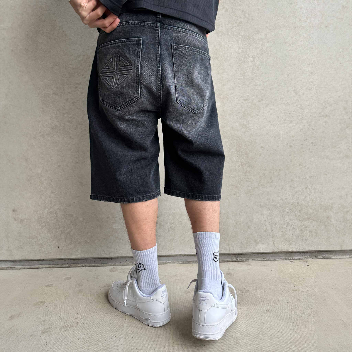 Star Denim Jorts Phantom Black on model, back view
