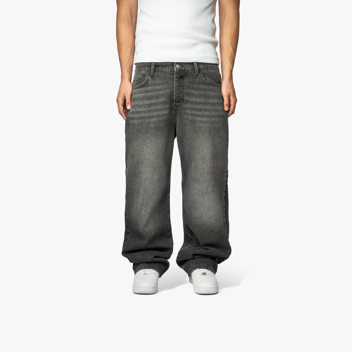 Star Denim Phantom Black on model, front view