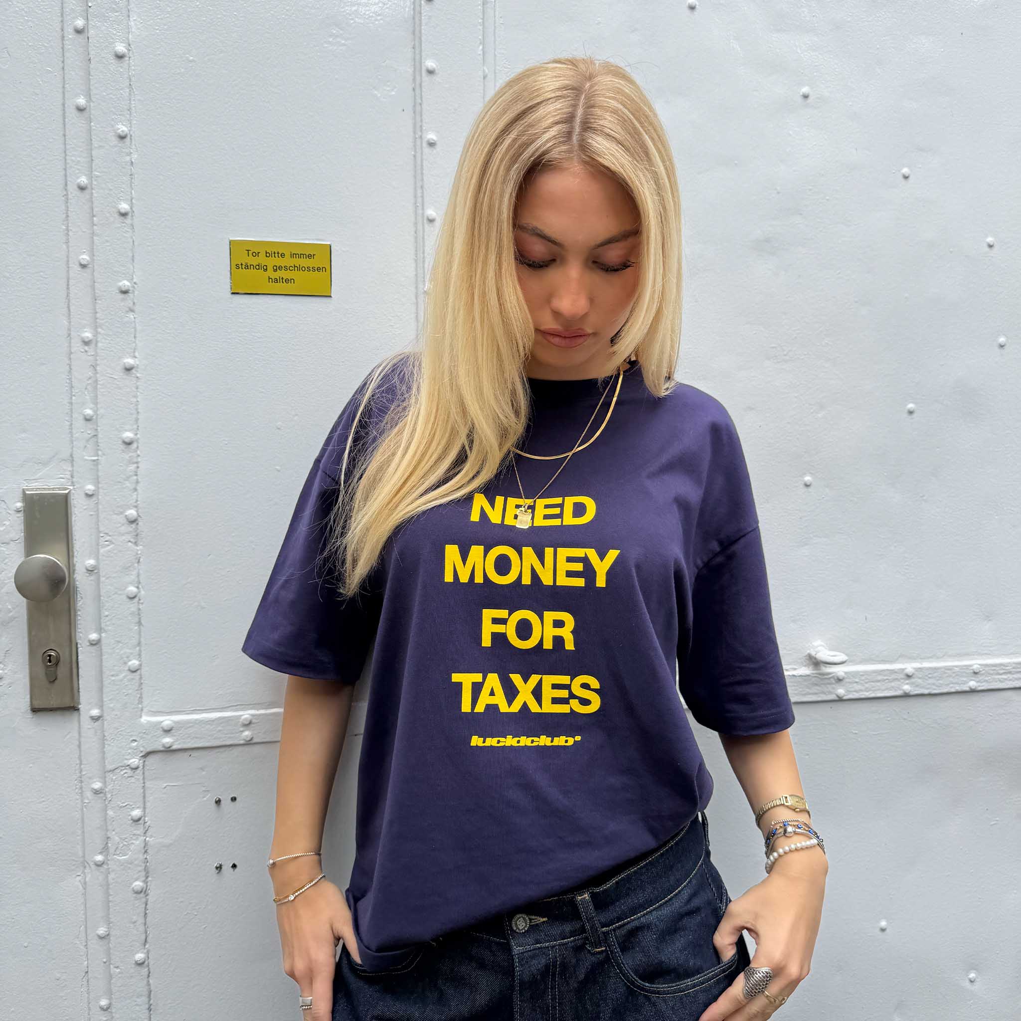 Need Money T-Shirt "Navy"